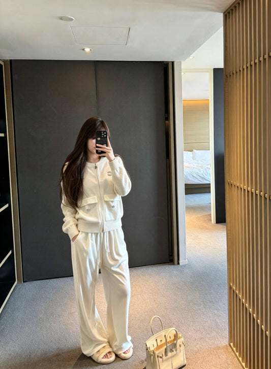 Chanel Sweatshirt
