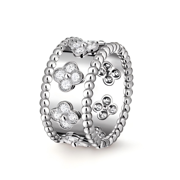 VCA Perlée clovers ring, small model